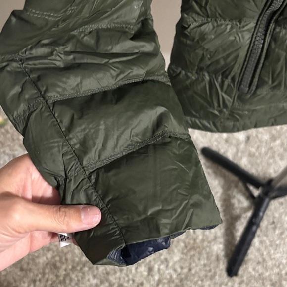 🔥 SALE!!! Michael Kors Olive Green Puffer Jacket - Medium - Picture 3 of 3